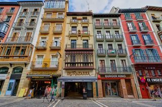 Etagenwohnung  Pamplona-iruña - calle mercaderes  pamplona. El palco de honor de san fermin un legado histórico de vivienda
