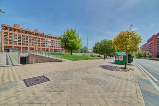 Aparcament cotxe a Pamplona-Iruña - PLAZA FELISA MUNARRIZ 2