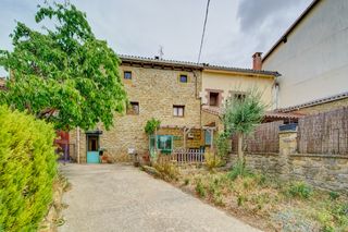 Casa  Olóriz - calle herrería 4. Una casa con alma de pueblo