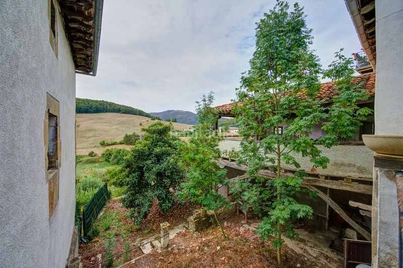 Foto 4f3ec4bd-e698-4ddb-b514-9a58128d8efa. Casa a Imotz