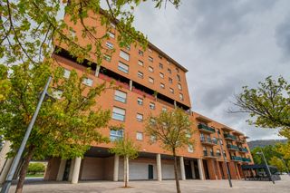 Local Comercial a Plaza de los Donantes de Navarra 1