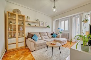 Etagenwohnung  Pamplona-iruña - carretera sarriguren. Donde el espacio abraza tus mañanas un refugio con alma en pampl