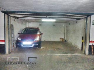 Aparcament cotxe a San Fransisco. Parcela de garaje en bilbao la vieja