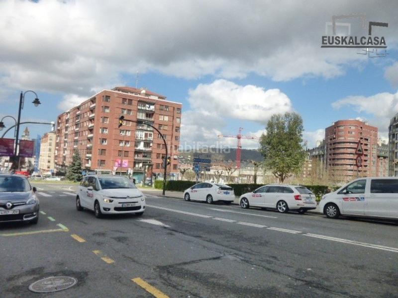 Foto 71281cf9-941e-43e0-be47-3914909a5e5b. Location local commercial dans San Adrián Bilbao