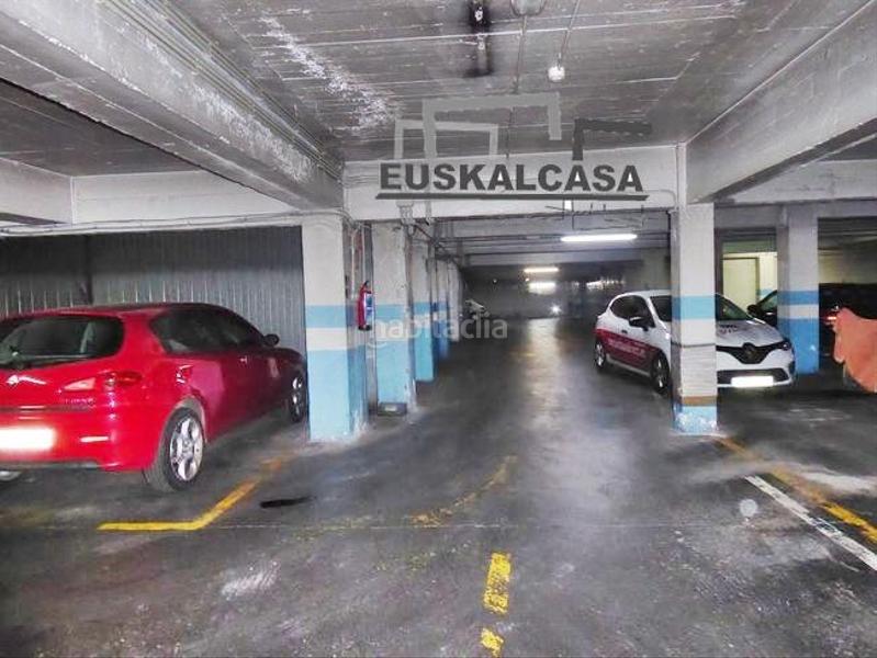 Foto 9ab2bb97-73c4-4327-8022-b032dee5974d. Aparcament cotxe a Santutxu-Basarrate Bilbao