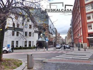 Geschftsraum en Alhndiga. Atencion!!! magnifico local para centro de salud restauracion...