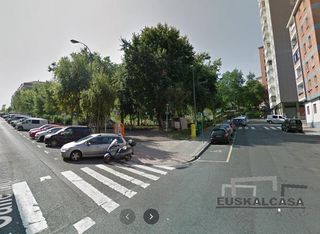 Local Comercial en San Adri�n. Oportunidad local c�ntrico en san adri�n!!!