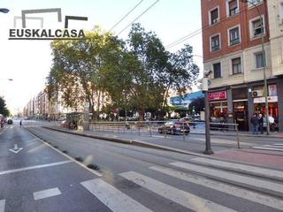 Alquiler Oficina en Sabino Arana-Jesuitas. Oficina exterior autonomíadoctor areilza!!!