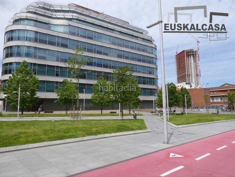 Foto 68728494-26da-43f6-ab4c-f8fb9523ee2b. Local comercial a Basurtu Bilbao