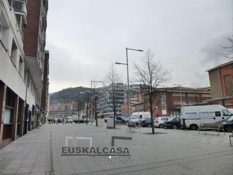Foto f7280541-9aef-4c79-869a-9d18174753b2. Local comercial a Basurtu Bilbao