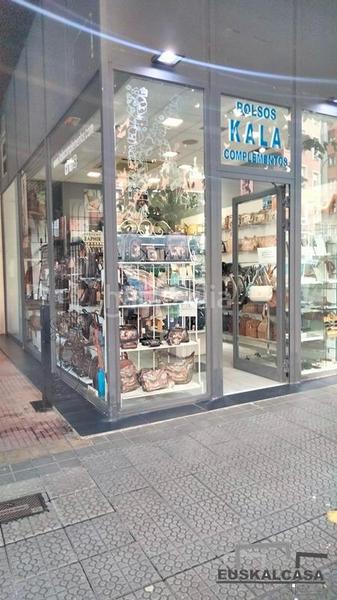 Foto c387e761-9c75-4583-8241-e716f13d0282. Location local commercial dans Sabino Arana-Jesuitas Bilbao