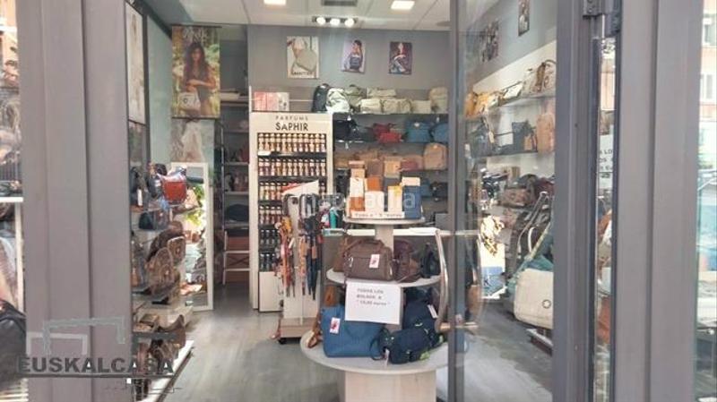 Foto cc12c3a6-a924-4477-87b2-4b4db55071ea. Location local commercial dans Sabino Arana-Jesuitas Bilbao