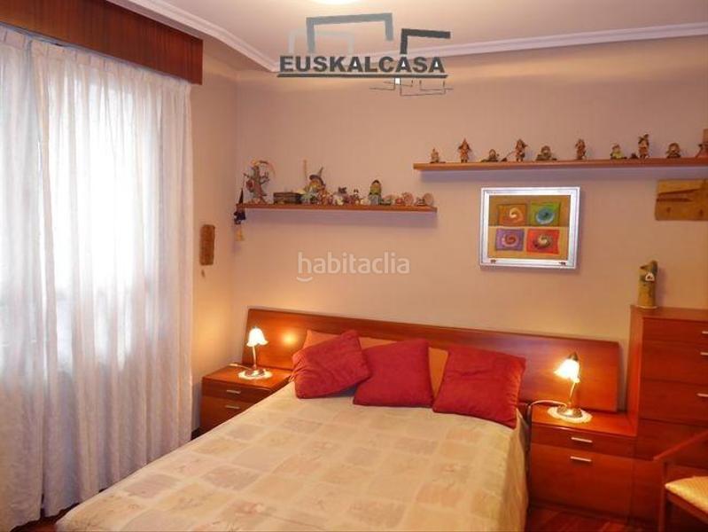 Foto 56341dc0-5238-4594-810e-015a36f16cd0. Pis amb calefacció aparcament a Rekalde Centro Bilbao