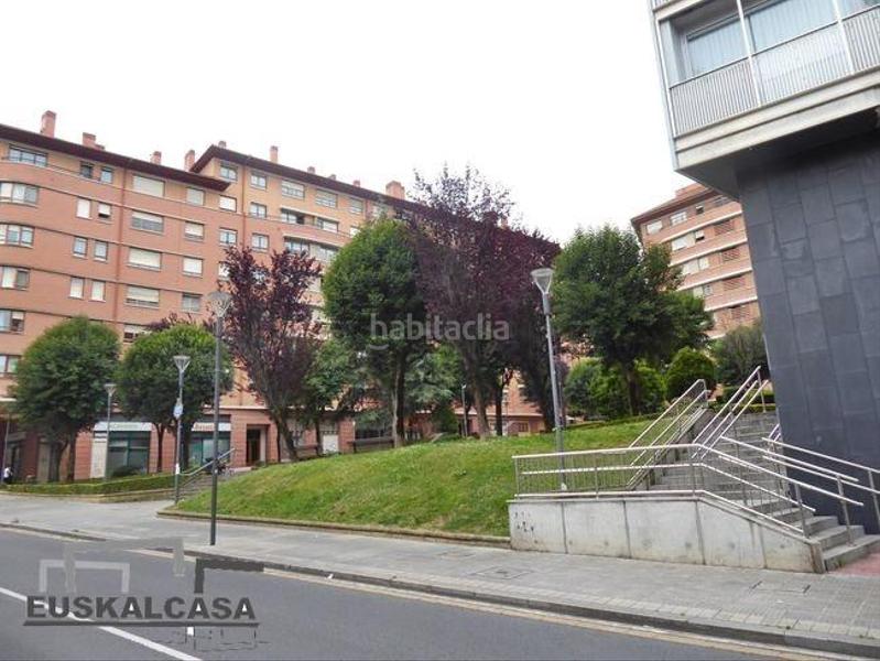 Foto 6b16f014-67af-4d63-941c-7ba9696ccd46. Pis amb calefacció aparcament a Rekalde Centro Bilbao