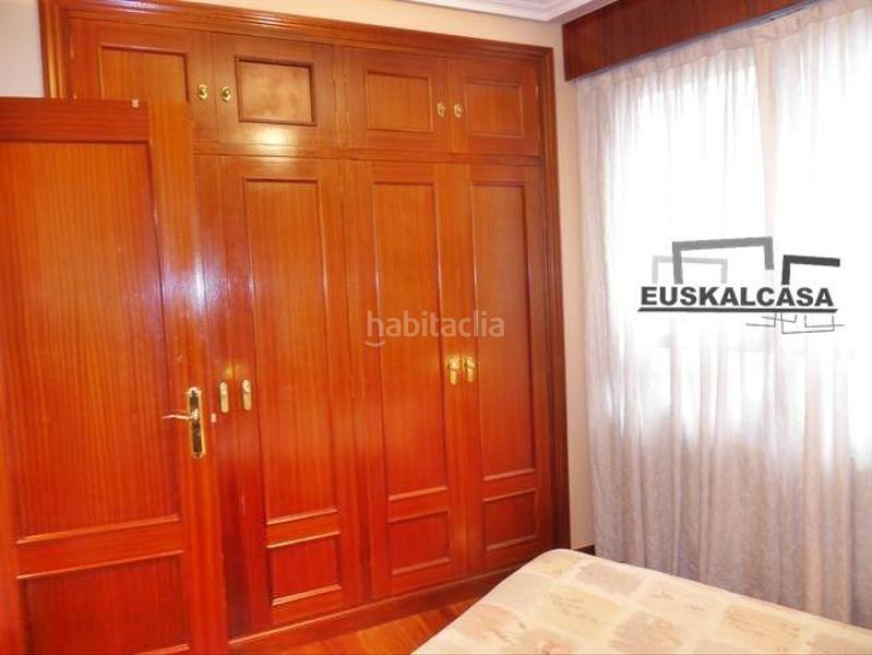 Foto db17a6aa-5b45-4c31-9f1b-d1cbd00b00a5. Pis amb calefacció aparcament a Rekalde Centro Bilbao