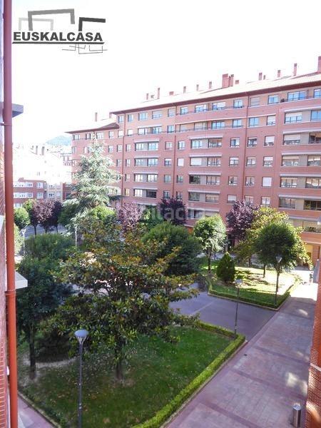 Foto dc5db56d-2e80-4b0a-bdfa-426cd1d2609d. Pis amb calefacció aparcament a Rekalde Centro Bilbao