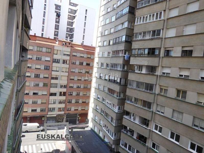 Foto 422145b2-67da-4246-bed8-c962f37790f7. Piso  en Ametzolaindautxula casilla en Ametzola Bilbao