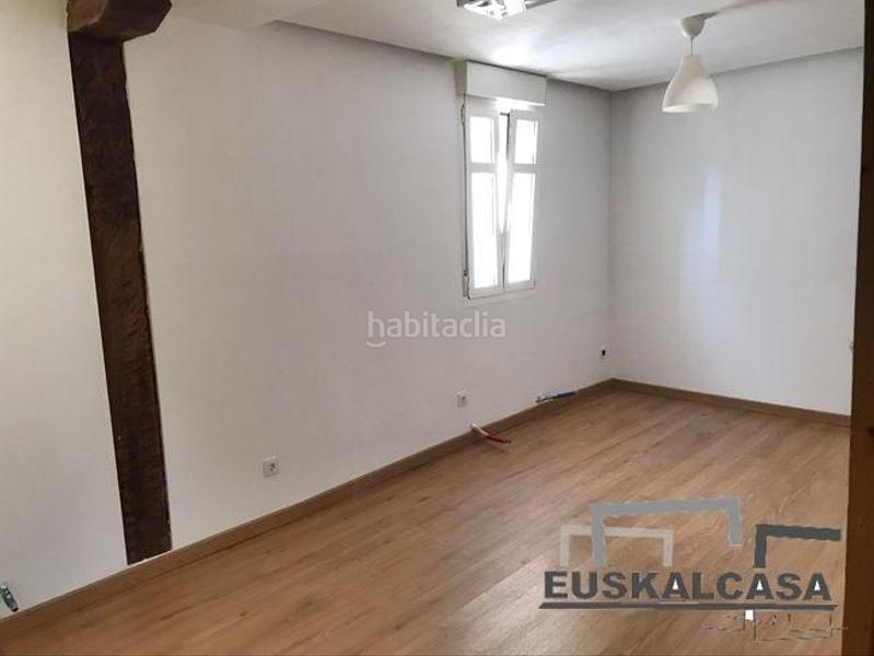 Foto 80ee038e-c642-48e9-bf1f-5c8514baedea. Pis amb calefacció a Olabeaga Bilbao