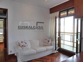 Location Appartement à Zabalburu. Ocasion alquiler apartamento exterior, céntrico y amueblado.