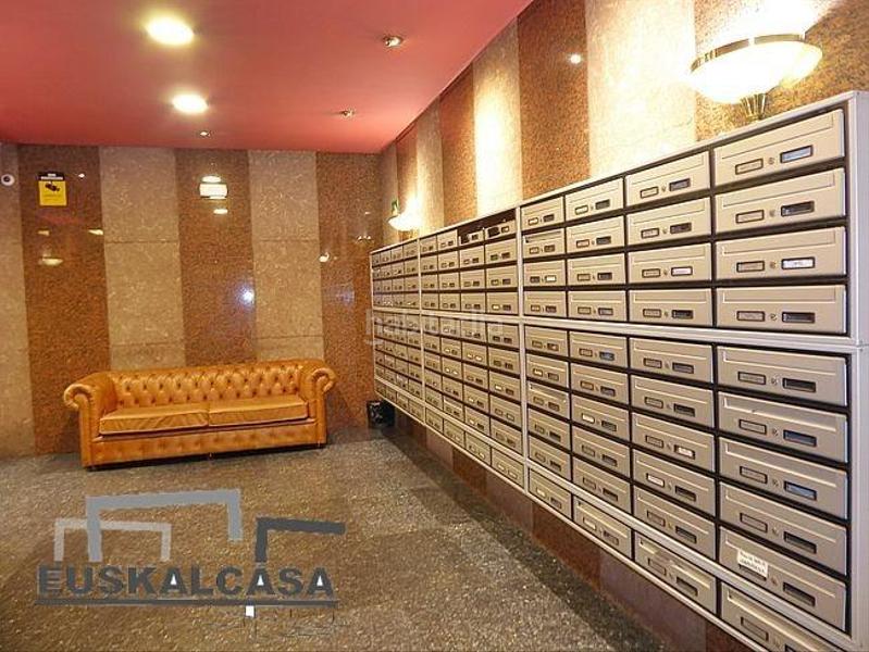 Foto 26008e51-063c-4cc4-9b9e-572ca410774e. Ufficio con riscaldamento in Zabalburu Bilbao