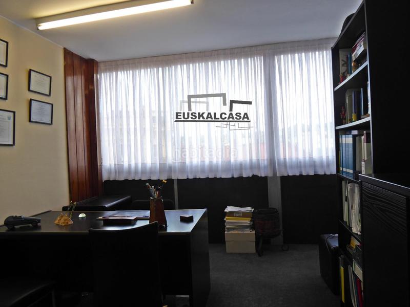 Foto 33d281ae-bc23-417d-abd6-ce9d852d3dbf. Ufficio con riscaldamento in Zabalburu Bilbao