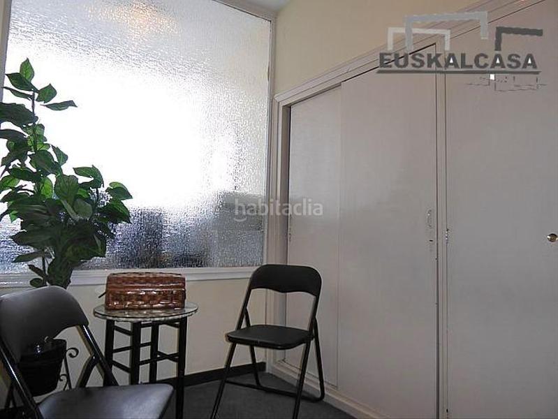Foto 9fe72ec3-2308-4397-8d44-f42736307fb3. Ufficio con riscaldamento in Zabalburu Bilbao