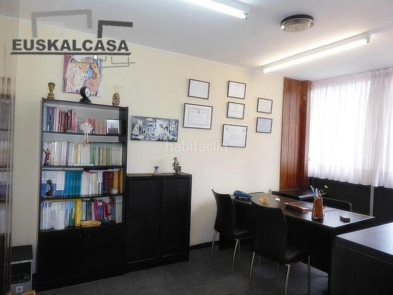 Foto f0b5e335-1726-45af-990d-b525fe88afec. Ufficio con riscaldamento in Zabalburu Bilbao