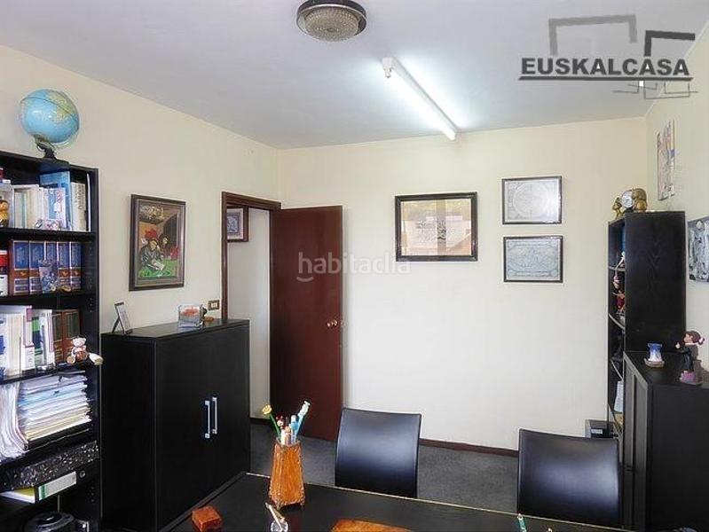 Foto fbbf48ef-c8db-49cc-afc0-286f8058e798. Ufficio con riscaldamento in Zabalburu Bilbao