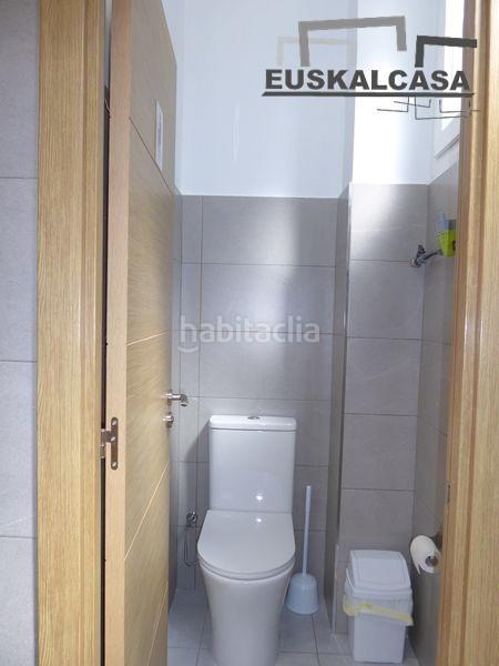 Foto 174c5d1b-441b-4e96-9295-4a3775e819ba. Oficina  totalmente reformada en el centro en Bilbao