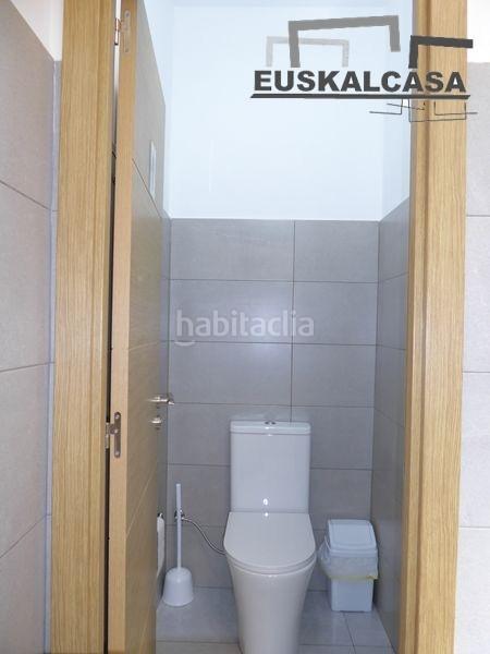 Foto 5c26f6c1-1921-4885-9e19-251fb0b9315c. Oficina  totalmente reformada en el centro en Bilbao