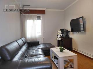 Appartamento in San Adrián. Piso exterior listo para entrar a vivir en san adrian
