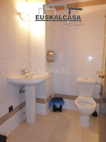 Foto a04b0fe0-2156-491e-b225-a1ccc4156d22. Alquiler local comercial ocasion negocio céntricola casilla!!! en Bilbao