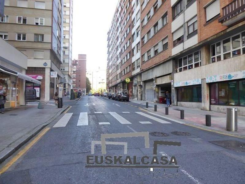 Foto 419f16f4-b836-4167-9a08-b93e4c321089. Location local commercial dans Ametzola Bilbao
