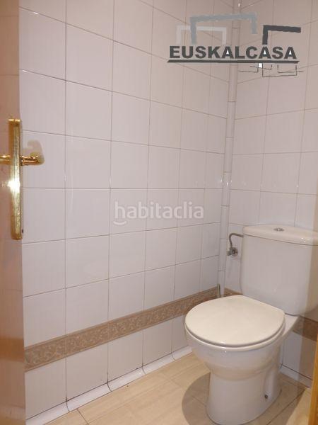 Foto 63512fad-4584-4dad-9009-8c3038ee6e62. Location local commercial dans Ametzola Bilbao