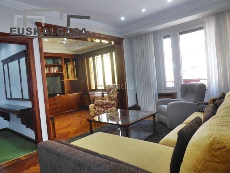 Foto 4091014e-643c-438f-b0d0-3efab19d9ebb. Appartamento con riscaldamento parcheggio in Basurtu Bilbao