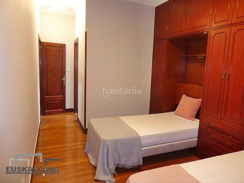 Foto 8c63e6f5-0d57-465e-b12e-24ebfeb89ad1. Appartamento con riscaldamento parcheggio in Basurtu Bilbao