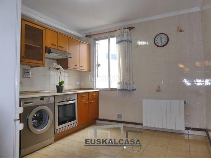 Foto 5a511995-0309-4cd9-9026-b5929625a49b. Appartement avec chauffage dans Zabalburu Bilbao