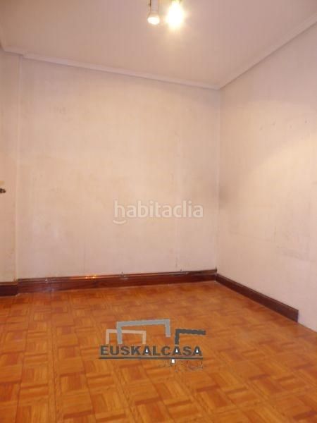 Foto 6d6a0107-d75c-41fd-85c5-1c6d7a2b9aa0. Pis amb calefacció a Zabalburu Bilbao