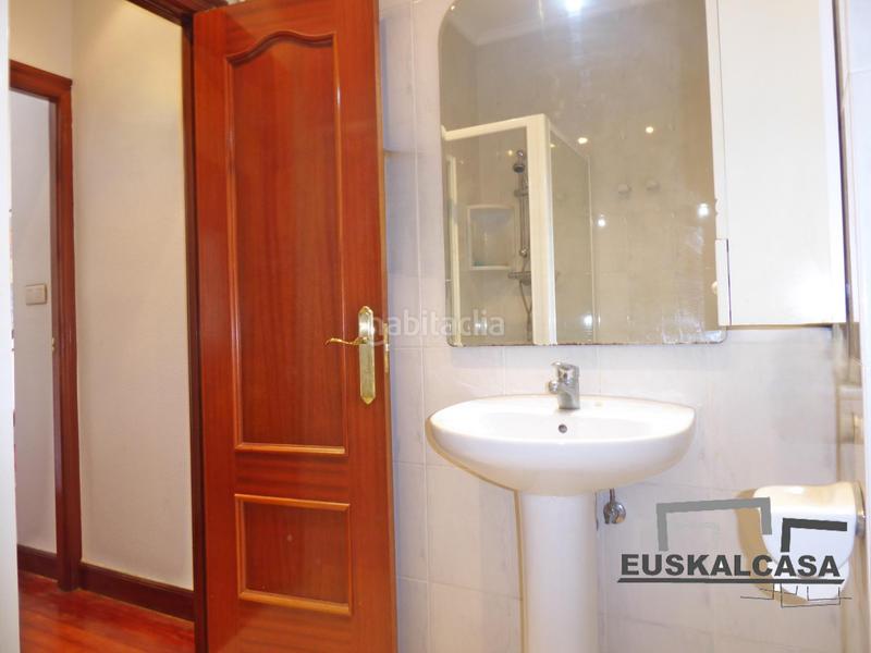 Foto 136f0dd3-9391-4e08-9a92-3f2d350fadb9. Appartement avec chauffage dans Zabalburu Bilbao