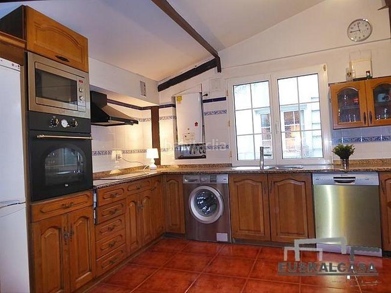 Foto 0babe289-b02b-464e-91e8-cc300067c33e. Piso ático en Casco Viejo en Casco Viejo Bilbao