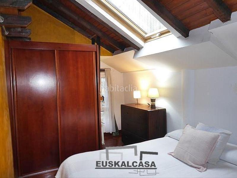 Foto 5bbe08d3-5f13-42d8-8f4e-e63e206b949a. Piso ático en Casco Viejo en Casco Viejo Bilbao