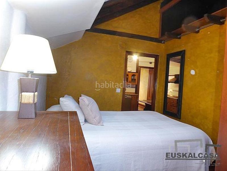 Foto 9d64081d-c3e4-410a-9ec2-dcf12fe4ef63. Piso ático en Casco Viejo en Casco Viejo Bilbao