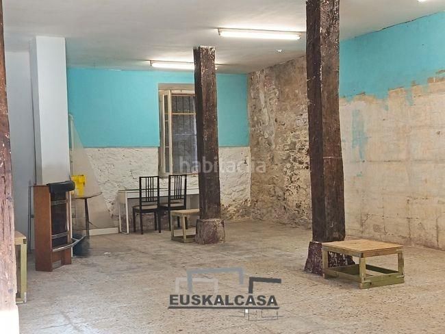 Foto 1920e3b7-345a-4ef2-ba5b-bfdd60316353. Local comercial a Casco Viejo Bilbao
