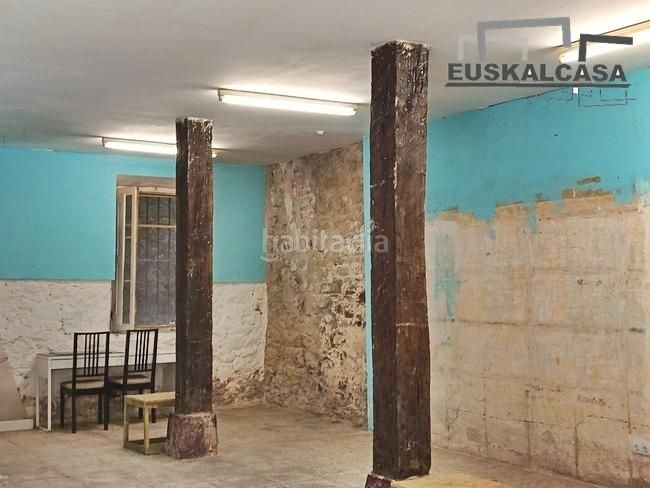 Foto fc2e08b9-a146-44bd-ad70-5907545fb668. Local comercial a Casco Viejo Bilbao