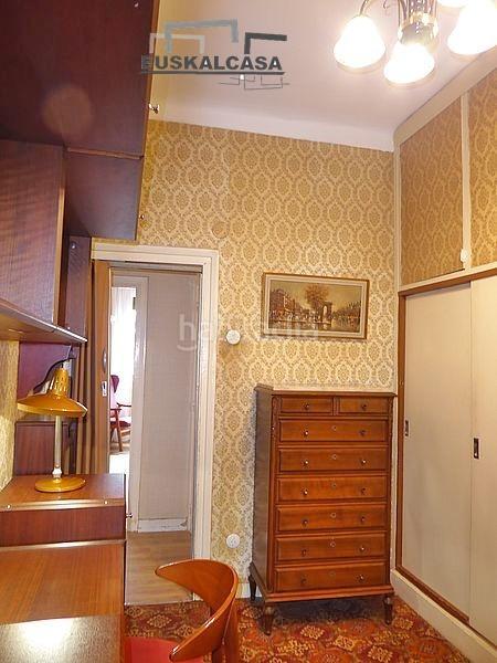 Foto 42fd40b9-fc61-41a2-a2b4-1da2fd693e2b. Flat with heating in Zona Indautxu Bilbao