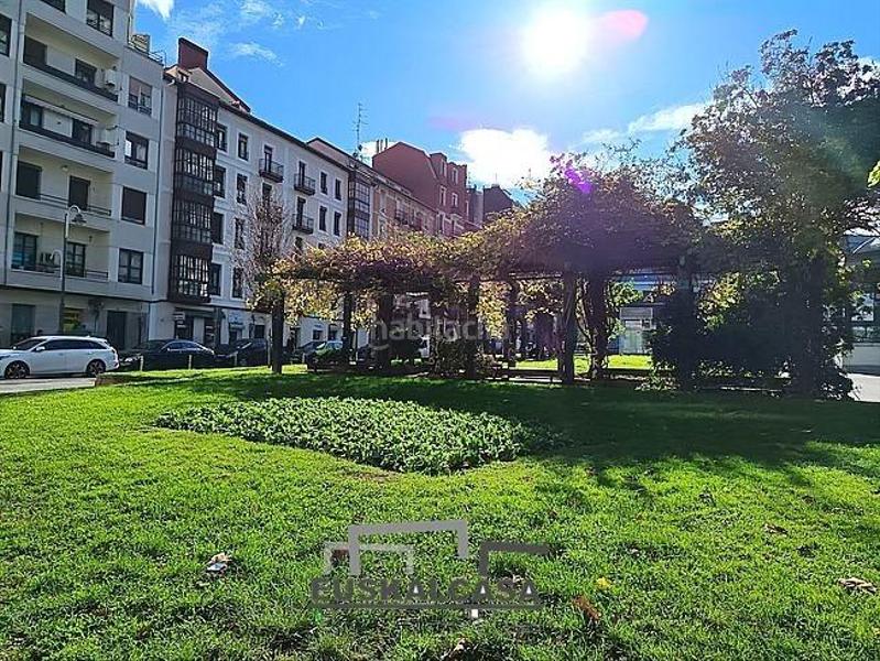 Foto b019429d-e8dd-4a91-aeb5-c5b159f7082f. Lloguer local comercial a Zabalburu Bilbao