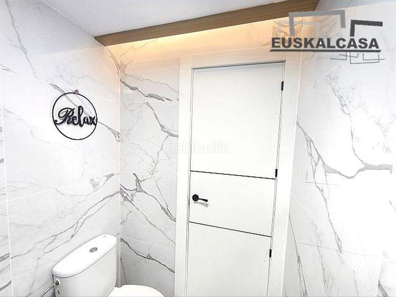 Foto 676fc413-9967-4af4-a033-69af6acf179f. Pis amb calefacció aparcament a Santutxu-Basarrate Bilbao