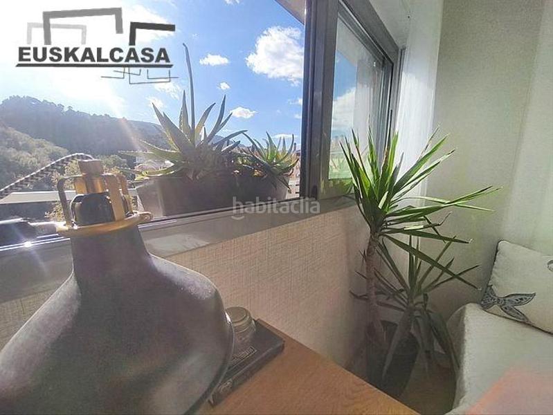 Foto 96d1047f-74e8-4812-8ffa-63231ba063e1. Pis amb calefacció aparcament a Santutxu-Basarrate Bilbao