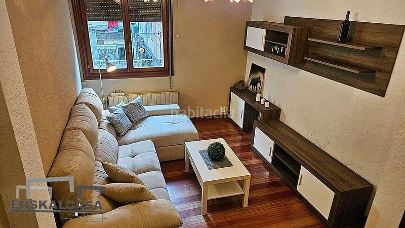 Foto 4bf128dd-c465-49e3-90dc-df9cf8fbe5a6. Pis amb calefacció a Centro-Ariz-Uribarri Basauri