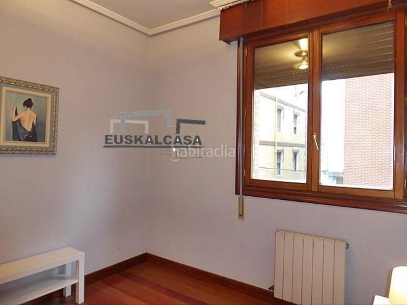 Foto 5cc0c8a3-e0ee-4c4d-91ff-5f0db661ac8a. Pis amb calefacció a Centro-Ariz-Uribarri Basauri